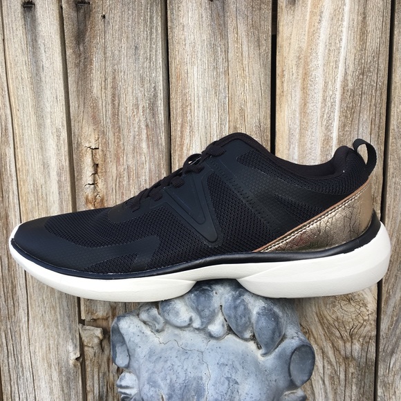 New Vionic Leyo Sneaker Black 10 - Picture 1 of 14
